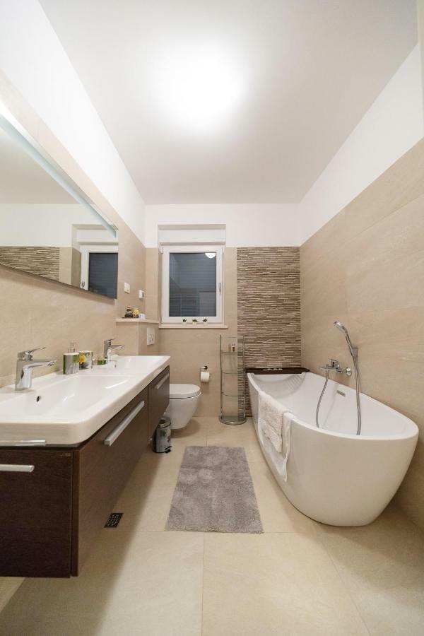 Apartment Garden Terrace Zadar Dış mekan fotoğraf